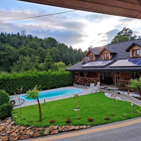 Jaskowa Chata Bieszczady Apartament Z Basenem Baligród Dış mekan fotoğraf