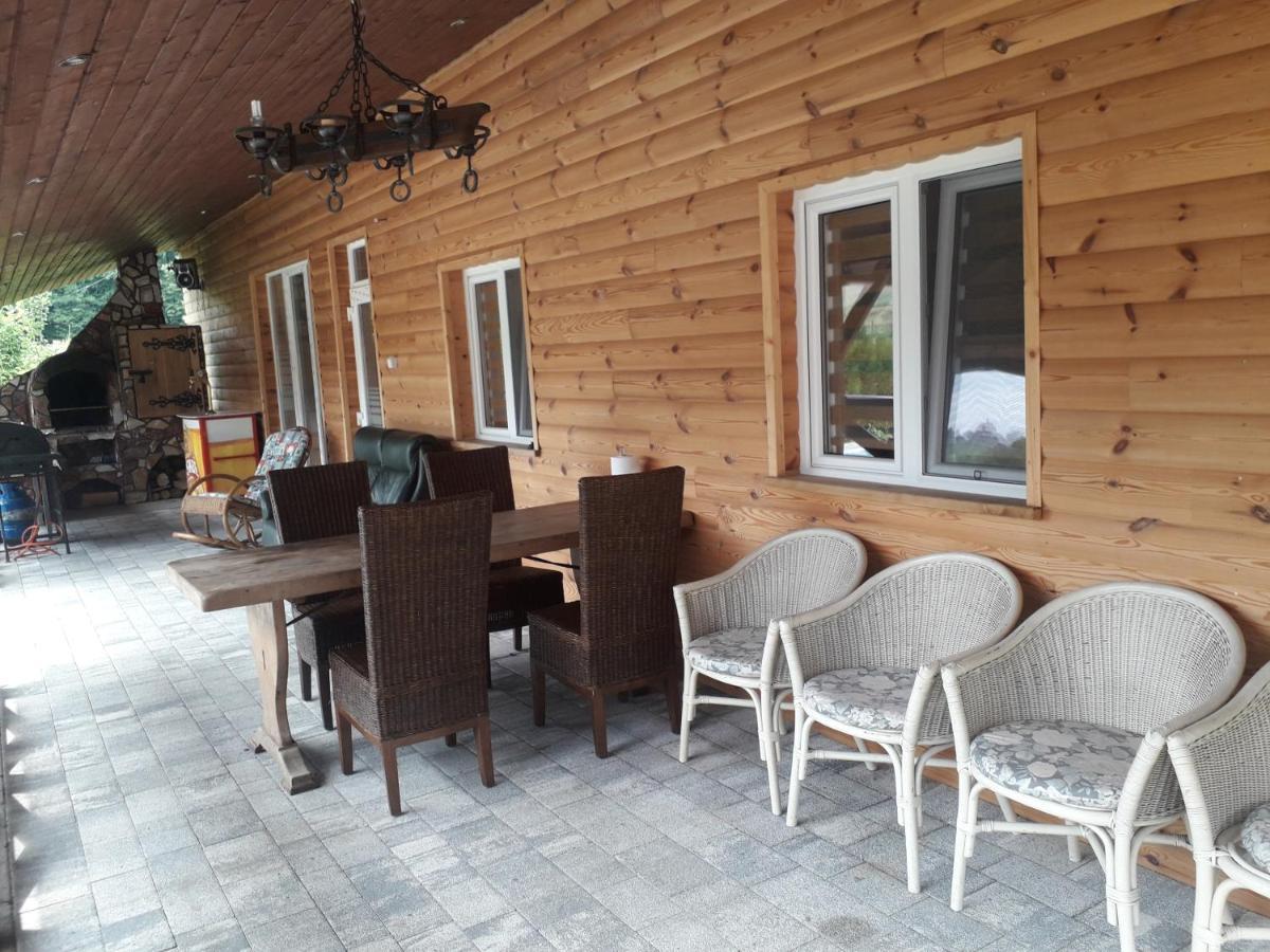 Jaskowa Chata Bieszczady Apartament Z Basenem Baligród Dış mekan fotoğraf