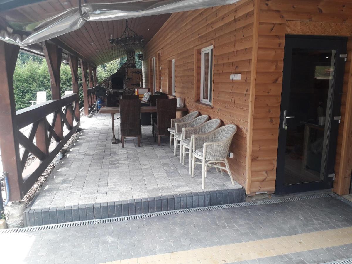 Jaskowa Chata Bieszczady Apartament Z Basenem Baligród Dış mekan fotoğraf
