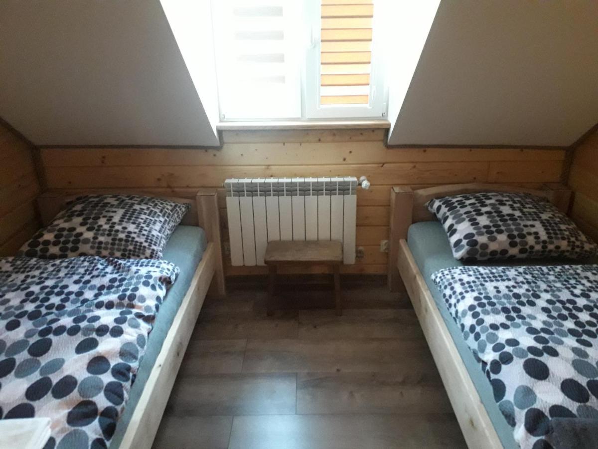Jaskowa Chata Bieszczady Apartament Z Basenem Baligród Dış mekan fotoğraf