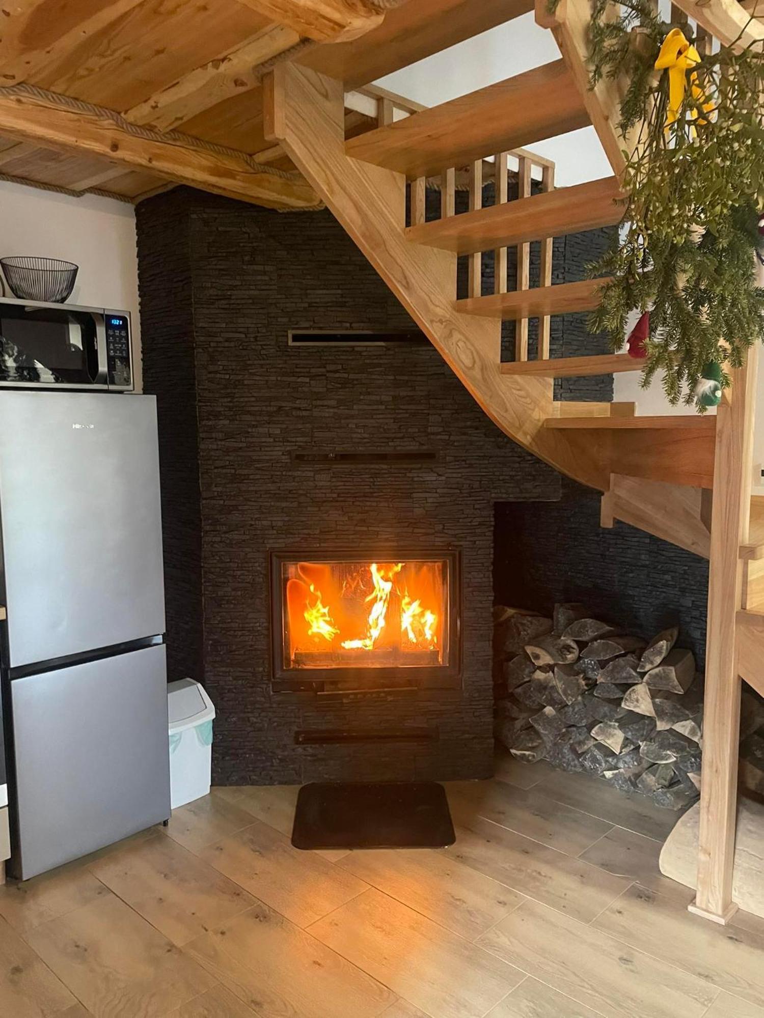 Jaskowa Chata Bieszczady Apartament Z Basenem Baligród Dış mekan fotoğraf