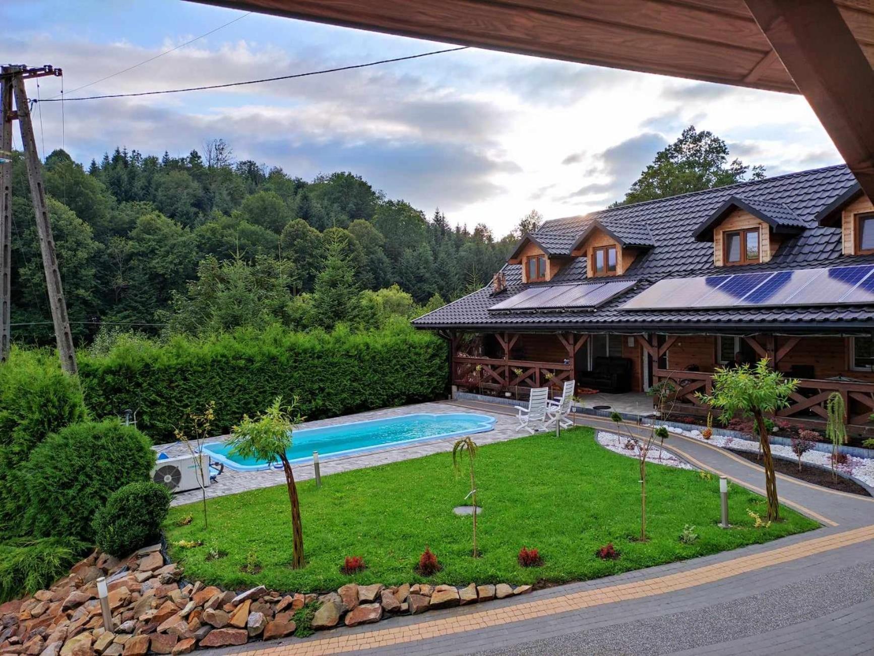 Jaskowa Chata Bieszczady Apartament Z Basenem Baligród Dış mekan fotoğraf